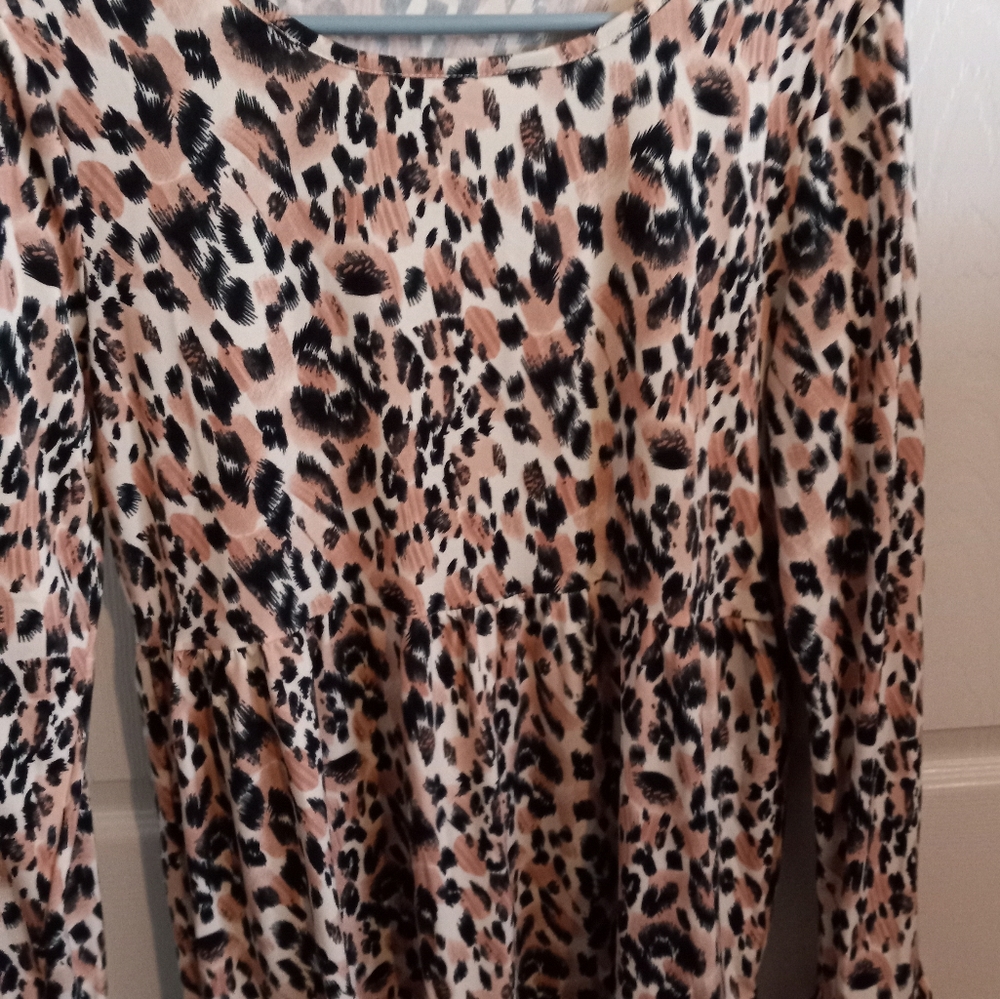 Ladies Top - Picture 4 of 5